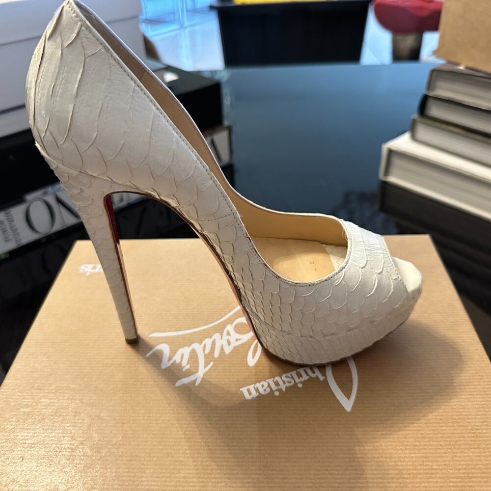 Christian Louboutin Python Lady Peep 150 Pumps 37… - image 2